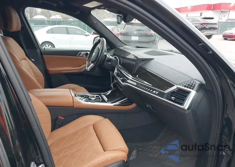 2024 BMW X7 xDrive40I из США, поврежденный, VIN 5UX23EM06R9V04924